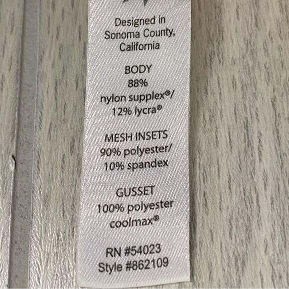 Athleta | Purple Gray Relay Capri Leggings Size Small - Picture 12 of 12